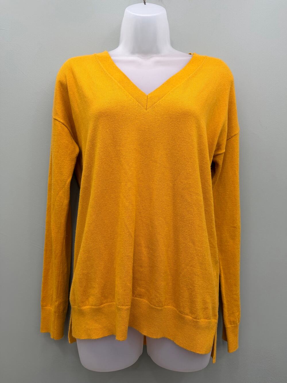 Banana Republic Premium Luxe Sweater S Mustard Yellow Cashmere Blend V Neck